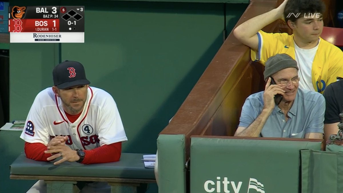 mickeybaseball's tweet photo. James Taylor watching a Sox game in Fenway is giving me a very specific kind of joy 🥰 https://t.co/mYtqmjegpA