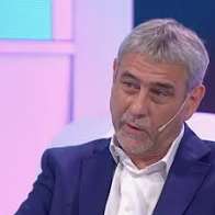 abrilcba_'s tweet photo. Ferraresi, el intendente de Avellaneda pidió un mes de licencia para irse al mundial. Financiado con la plata de los contribuyentes. Nefasto. https://t.co/UMFRLuwiXM