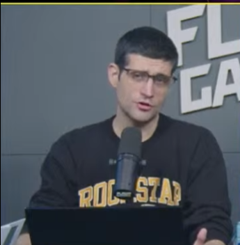 MarginalXbox's tweet photo. A cara dessa galera assistindo o State Of Play, nem Wolkerine salvou! kkk Imagens do evento de hoje! 🤣 https://t.co/qkoKlWYzc4