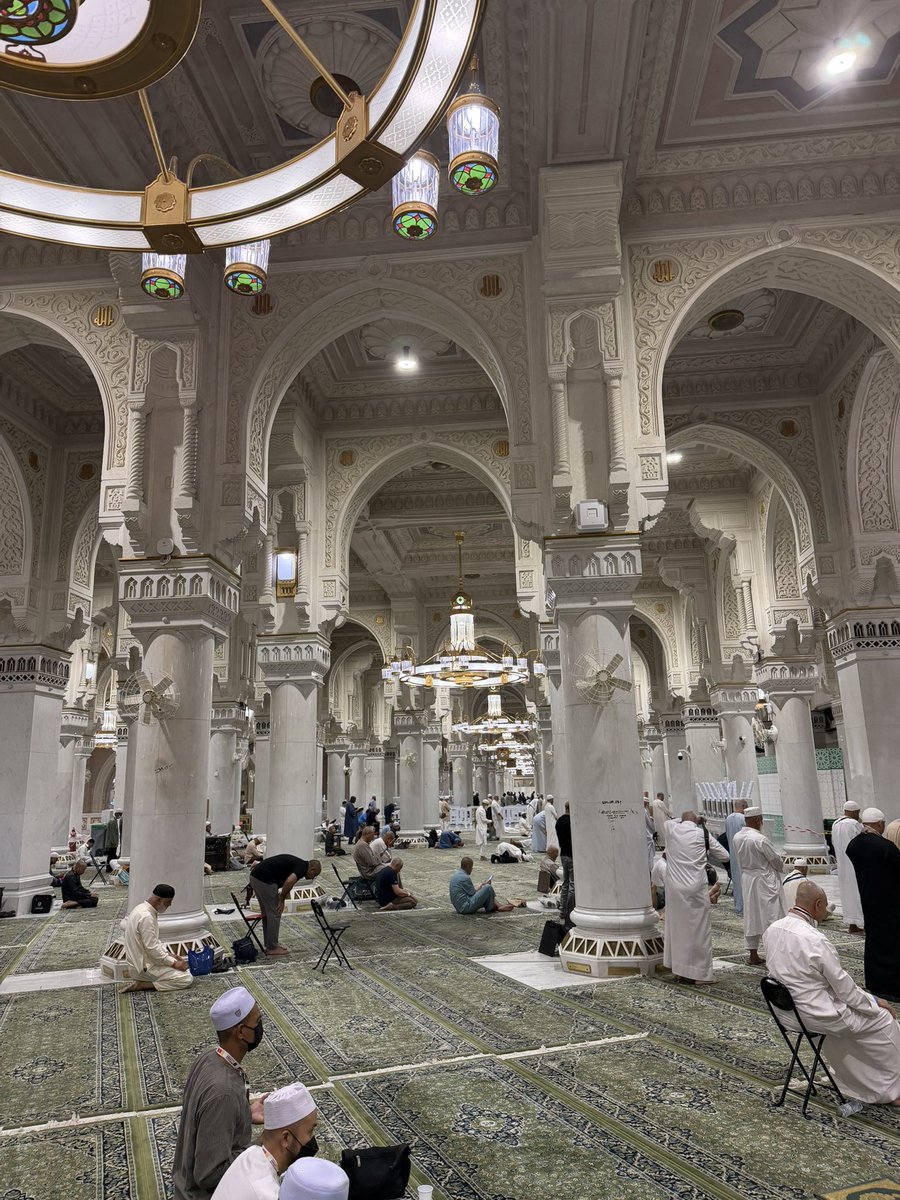 _rz702's tweet photo. يارب اكتب لي الخير أينما كان وأرضني به وأشرح لي صدري ويسر لي أمري انك على كل شي قدير💙 https://t.co/psZuQs2Hcr