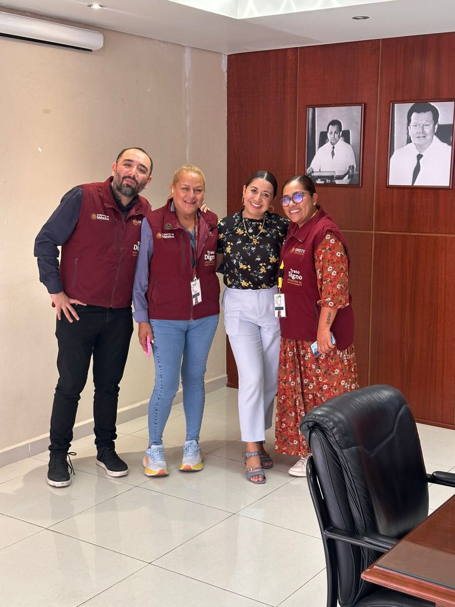 MorenoMarioB's tweet photo. Como parte del trabajo en campo del Programa Trato Digno, impulsado por nuestro Director General @martibatres, y por instrucción del Director de Oficinas as Representación @RockAvilaISSSTE , visité el hospital regional del ISSSTE,  General Ignacio Zaragoza, uno de los más importantes de la CDMX, donde la iniciativa se ha integrado con éxito al servicio, gracias a la colaboración de su personal médico y administrativo, quienes comparten con nosotros el objetivo de mejorar la experiencia de la derechohabiencia. 

Fiel a la convicción de humanizar el servicio, se apoyó con la entrega de 9 sillas de ruedas, insumos sumamente necesarios en la sala de urgencias. 

De manera especial, quiero agradecer al director del hospital, el Doctor Héctor Rodolfo Hurtado, por su cálido recibimiento y su gran aportación al funcionamiento del programa.
