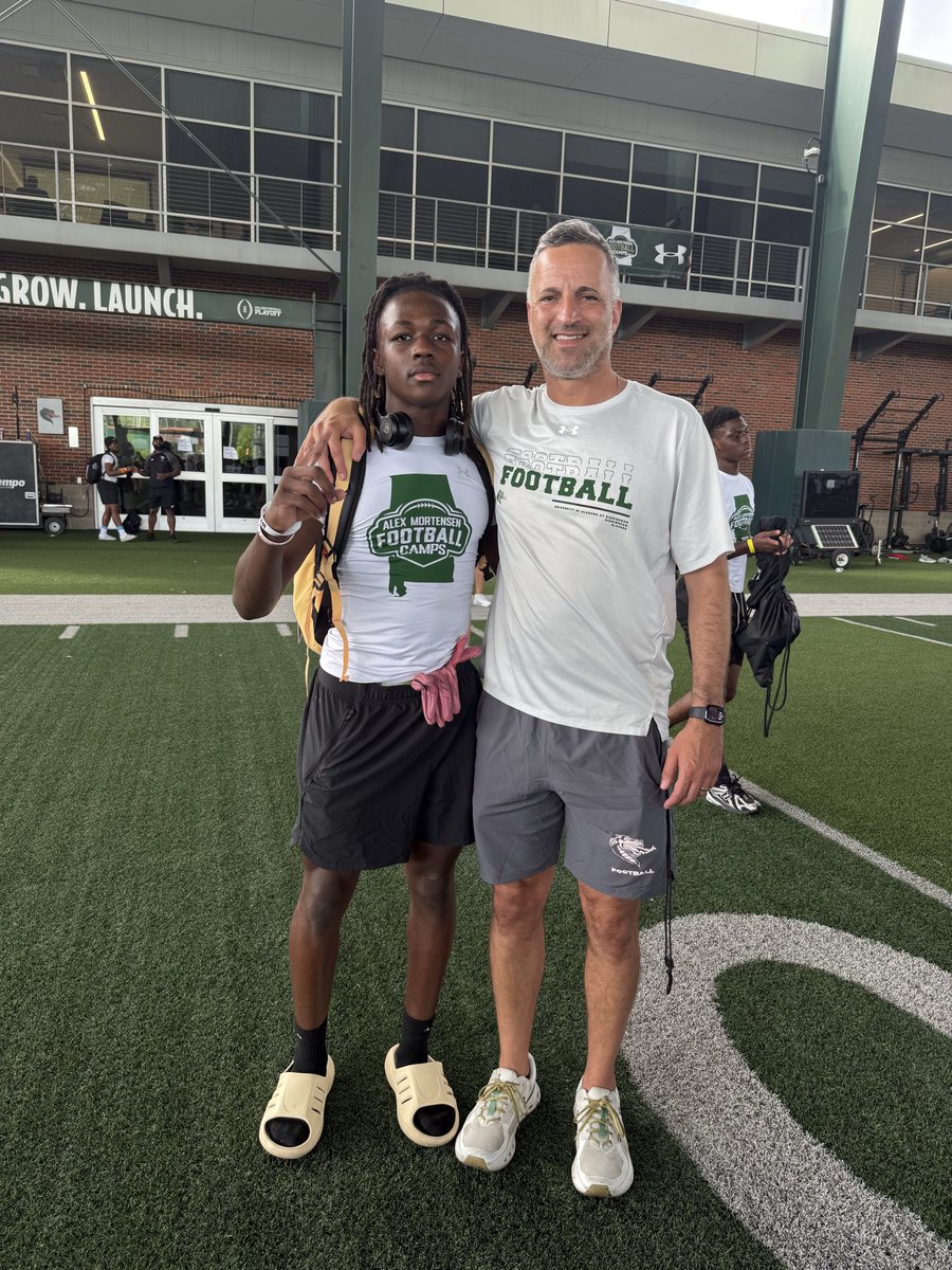 DashMyton's tweet photo. Had a great time today at @UAB_FB prospect camp! Built great relationships and improved my game. @CoachKGarver @jzachpeterson @CoachMMcCants @RecruitGeorgia @CoachJoeyKing https://t.co/V8pxo3dlQa