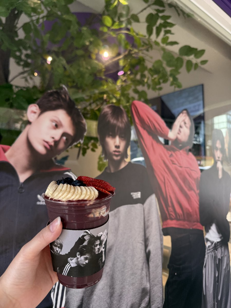 mail0vesyou's tweet photo. I just choke on Acaï 😝
#oakberryxcortis #cortis #oakberry https://t.co/J3HP21uW4s