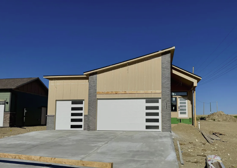 MyGatewayHome's tweet photo. Meet the most charming Home of the Week in Casper's Kensington Heights neighborhood! Our Ironwood plan is under construction at 2744 Berkshire Way and available SOON. 

Learn more about this great property: 👉https://t.co/rczcB44NHp To schedule a tour, call (307) 655-6995! https://t.co/UcXFdUZYVQ