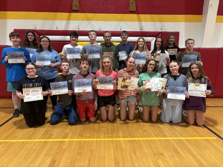 edison_middle's tweet photo. 8th grade end of year awards.  Great job, guys! 👏🦅 https://t.co/5fpbabE7Fr