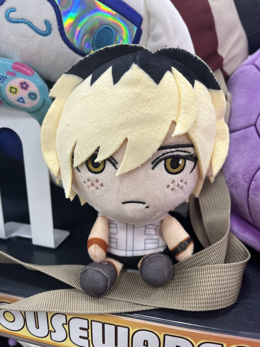 evvissu's tweet photo. i abandoned them https://t.co/BKK0U7MtXl