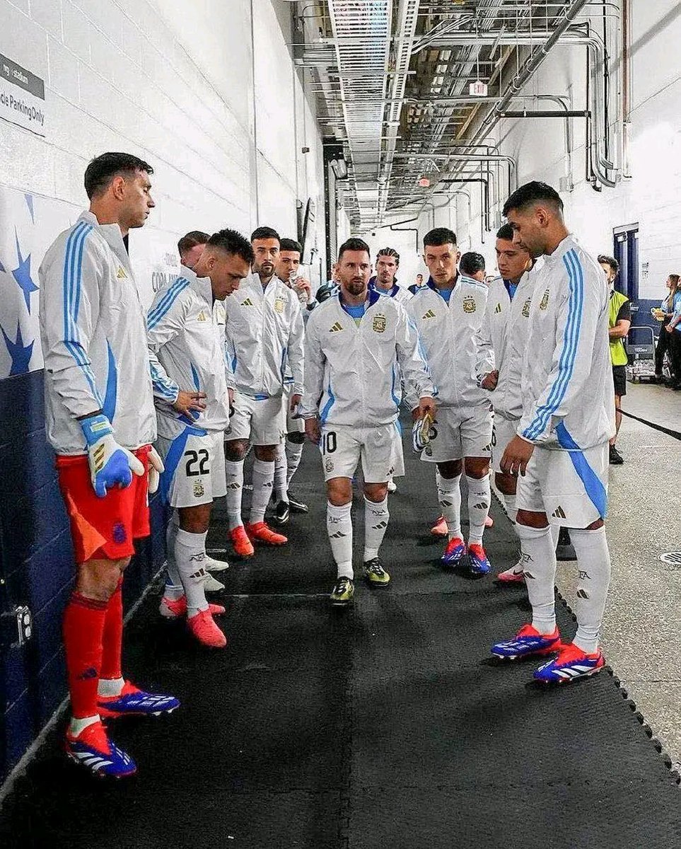 Austinooffical's tweet photo. The reason I believe in Argentina is because after the 2021 Copa America they didn’t stop, they won the World Cup

After the World Cup they didn’t stop they went to win the Copa America again, back to back and i know they won’t stop this time around https://t.co/TOe83jOZIL