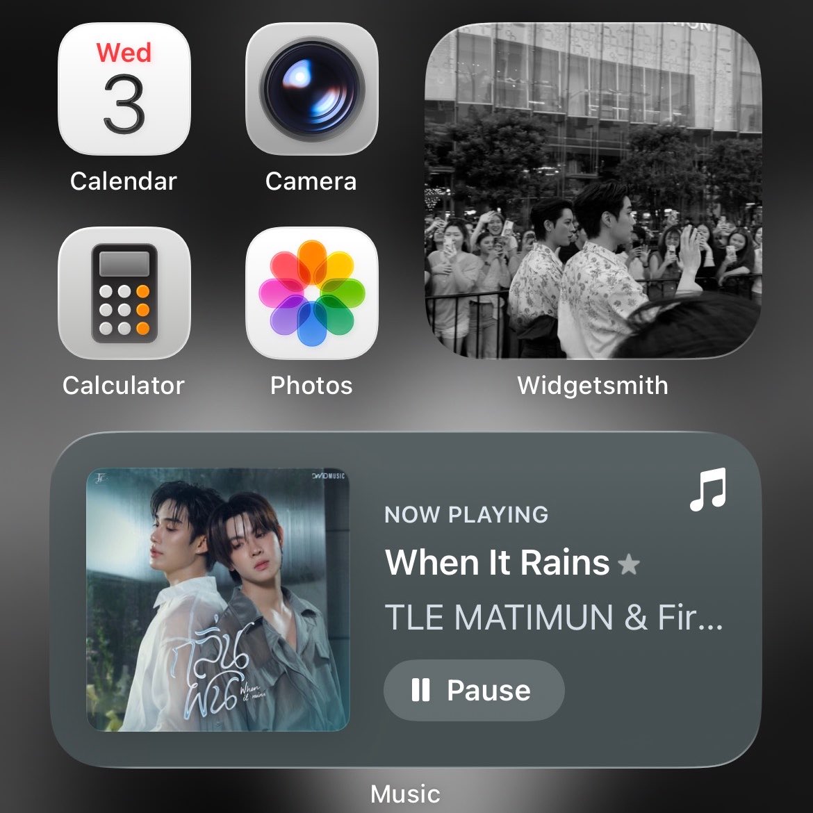 fender9643's tweet photo. when it rains, I'm lost you again

🩶    :    WHEN IT RAINS TFO

#กลิ่นฝนByTleFirstOne https://t.co/Zhb9KDgpHi