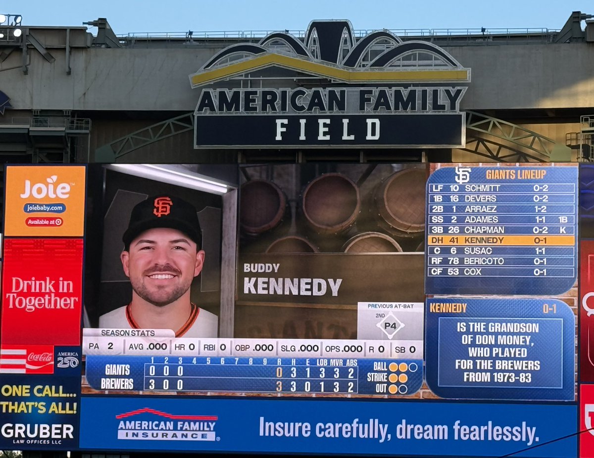 hunterbonair's tweet photo. Here’s a fun fact for you:

Buddy Kennedy (DH for the Giants tonight), is the grandson of Don Money. https://t.co/DrlVMLobih