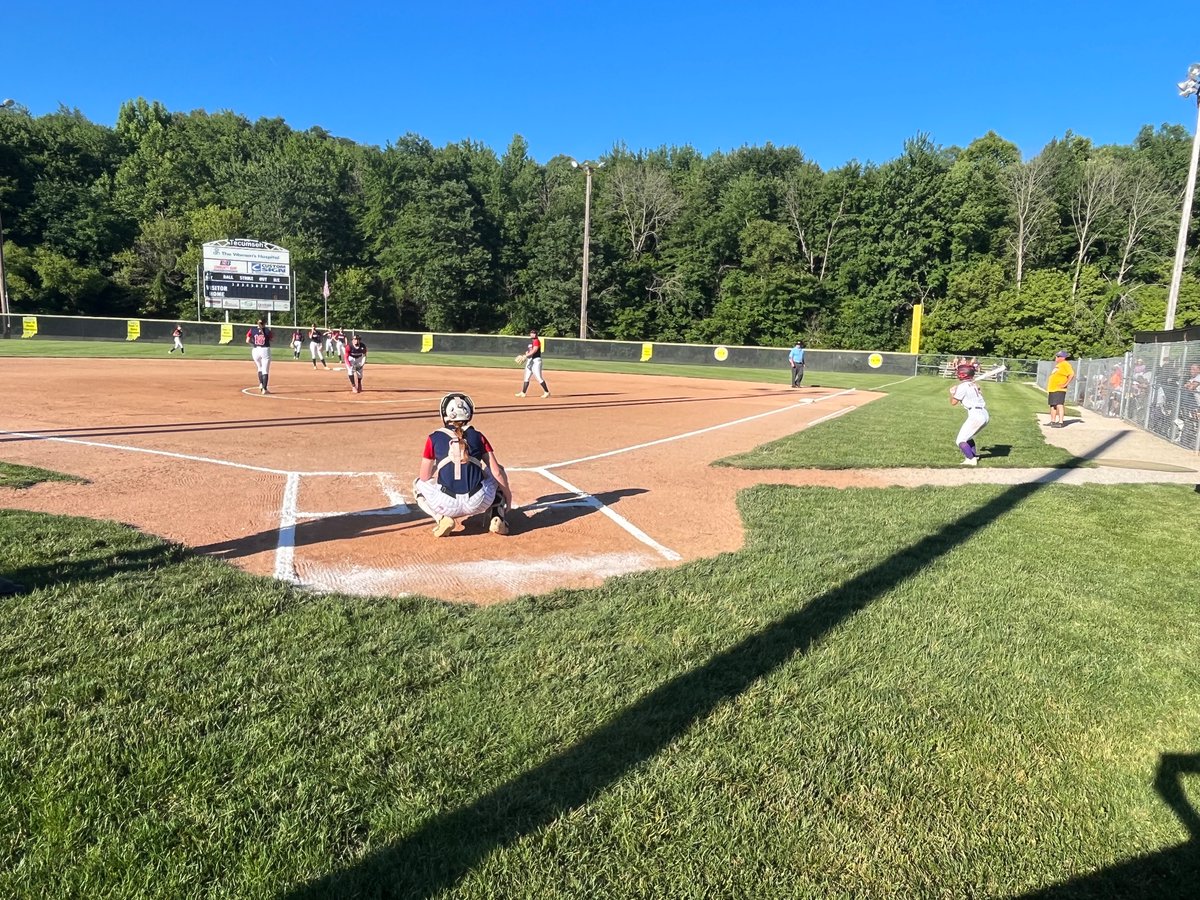 aaronhancock14's tweet photo. The @ihsaa1 softball regionals are tonight!
At Tecumseh, the Braves are hosting Sullivan in the class 2A regional championship!
Highlights on @14News and @WTWOsports tonight!
@thsbraves @seiler_audrey @MelanieP2026 @Breharris06 @BrookeSeiler3 @AdleyStaples https://t.co/KwIL2GnDon