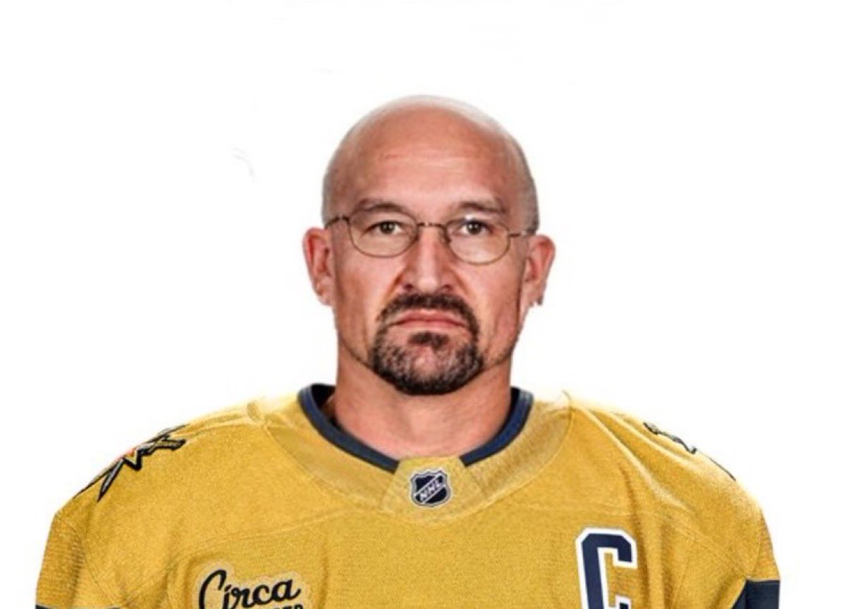 vanielmage's tweet photo. @NHL @GoldenKnights @Canes @Sportsnet @TVASports https://t.co/oQFyW0dLyb