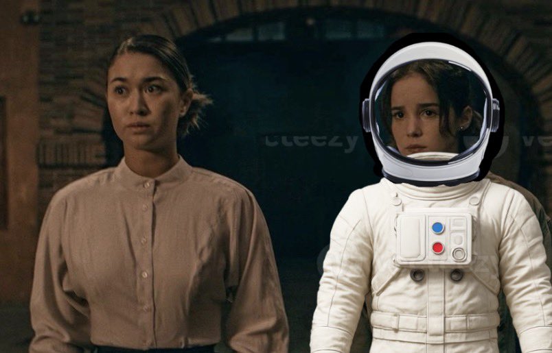 xinaeditx's tweet photo. im an astronaut, youre the moon, i stare at you, i circle you powerpoint edit https://t.co/jybHCIiepT