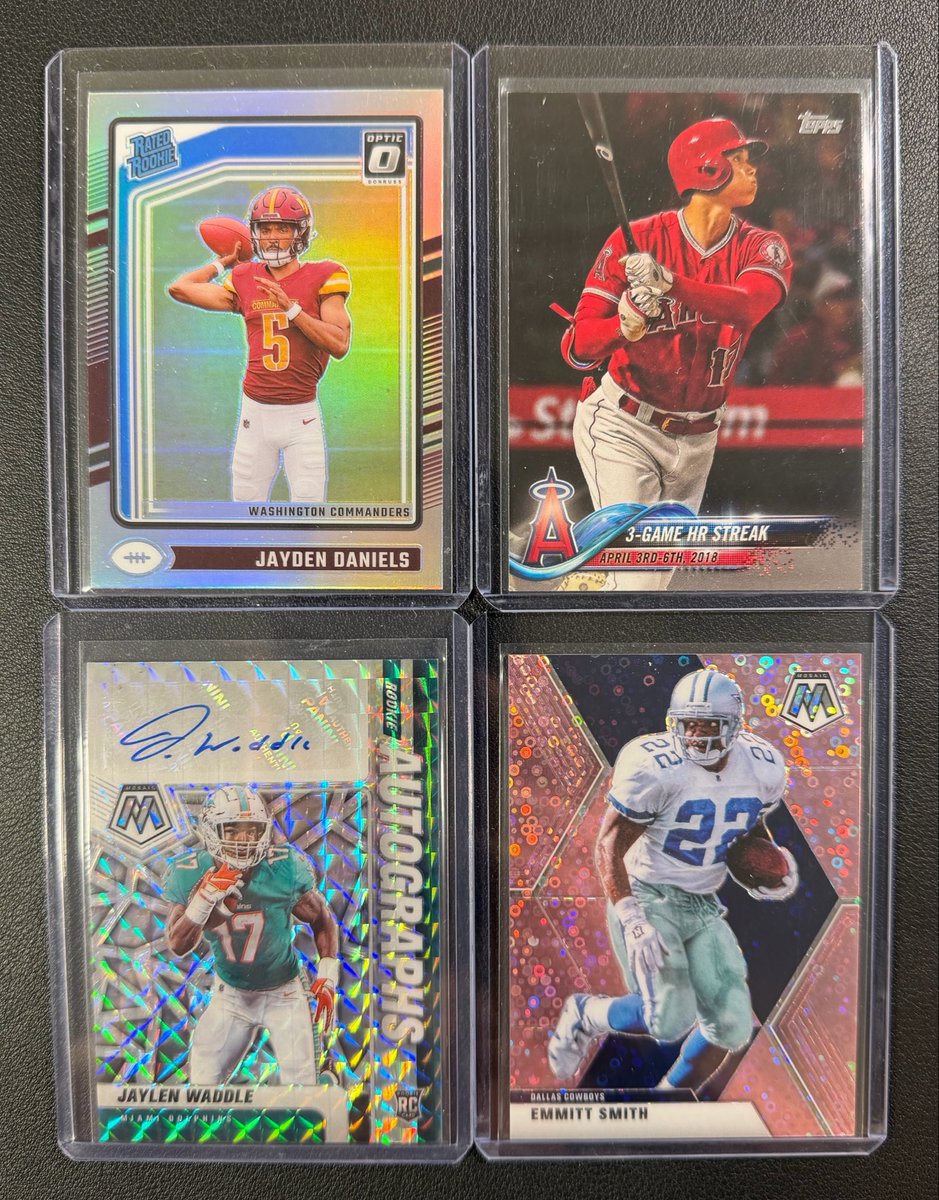RizzCards's tweet photo. $35 EACH 💥

Emmitt /20 

#RizzStack

Stacking Tuesday-Thursday! https://t.co/2L2aDXSHtw