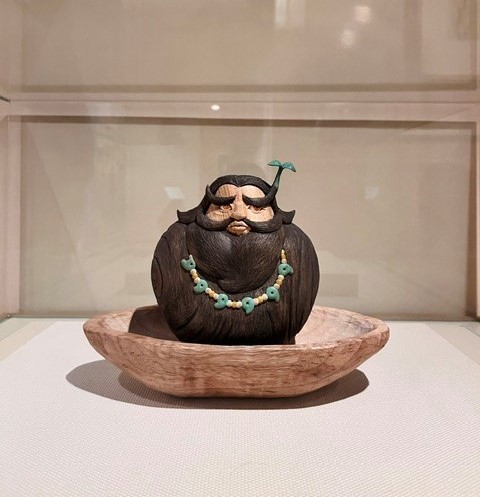 machida_kotoba's tweet photo. ＼今週は #MuseumWeek／

本日のテーマは、#IfObjectsCouldSpeakMW

現在開催中のNEO古典主義展では、＃関口恵美 先生の『スサノオ誕生』を展示しています！

眉毛から楠を生み、船の材料にするよう伝えた「木神」でもあるスサノオ。

身近な木々に尋ねてみると、古からの来歴を教えてくれるかも…🌳 https://t.co/7AoIIELpC2