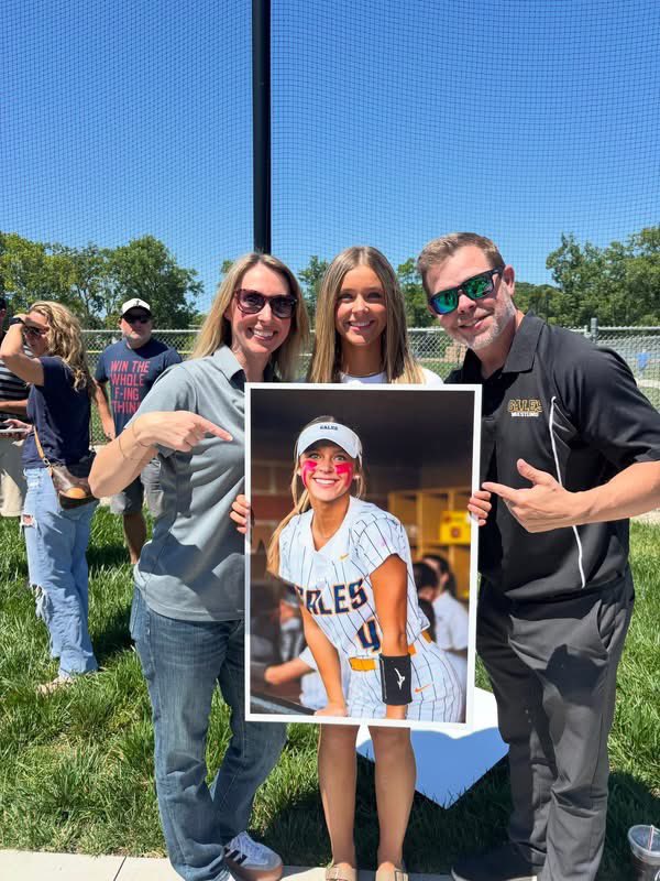 AEPremierPope18's tweet photo. Good Luck @joannasheets27 on your Journey to the state title! We are rooting loudly for you and your team!!! https://t.co/GgP2lPBJTB
