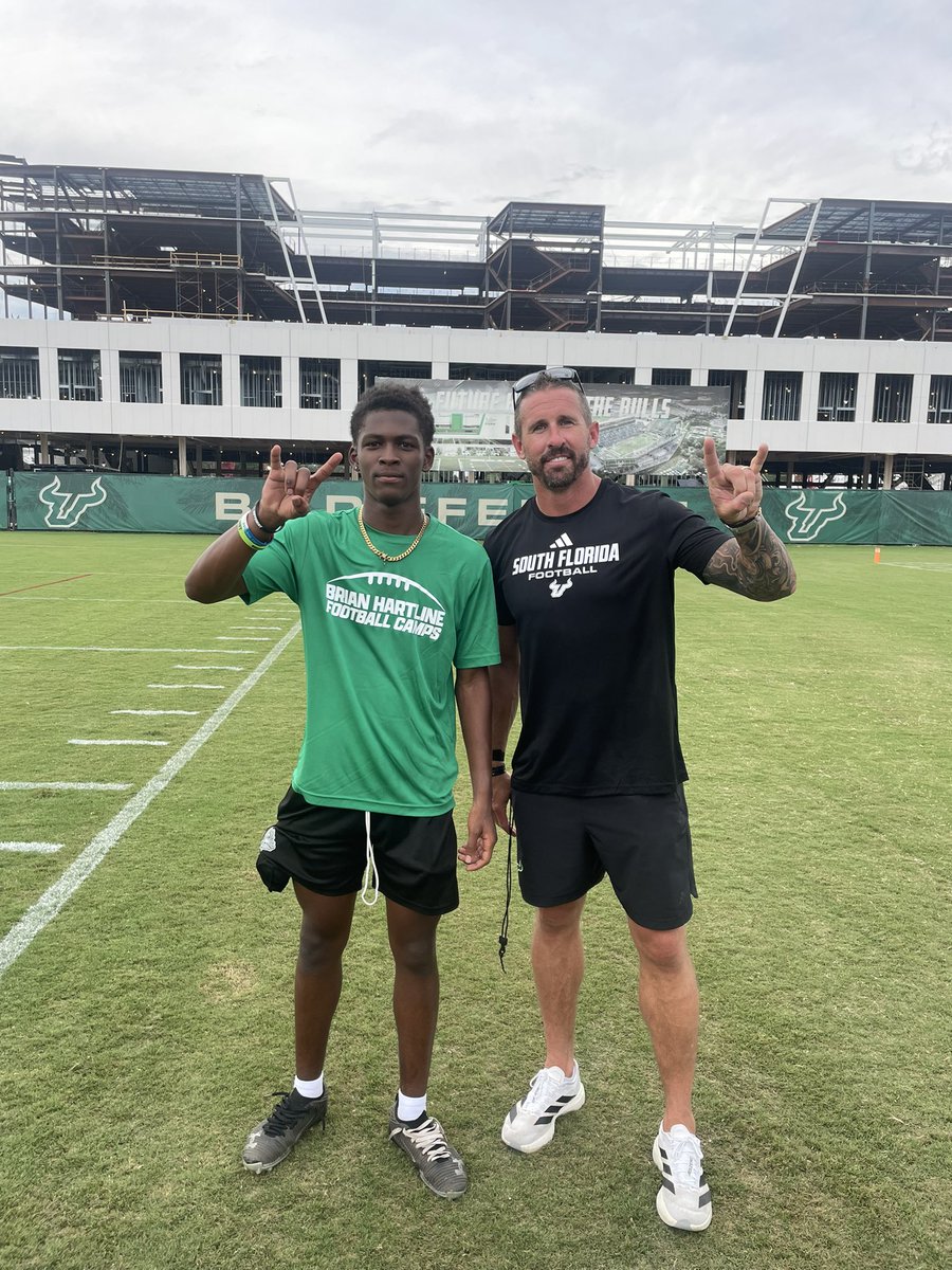 Yamon_J's tweet photo. Had an amazing day @USFFootball. Had a great tour of the facility, learned a lot during drills from @CoachJamesRowe and had great competition during the camp today. #GoBulls @brianhartline @CoachPTurner @Coach_Charlie38 @PrepRedzoneFL https://t.co/wNTmFX6JCc