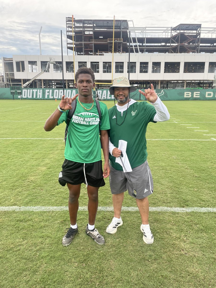 Yamon_J's tweet photo. Had an amazing day @USFFootball. Had a great tour of the facility, learned a lot during drills from @CoachJamesRowe and had great competition during the camp today. #GoBulls @brianhartline @CoachPTurner @Coach_Charlie38 @PrepRedzoneFL https://t.co/wNTmFX6JCc