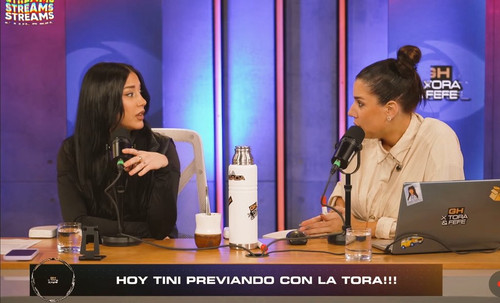 sofiaaok's tweet photo. Noche de amigas en #GHxTorayFefe me encanta verlas juntas!💖 https://t.co/7fyosQuvjN