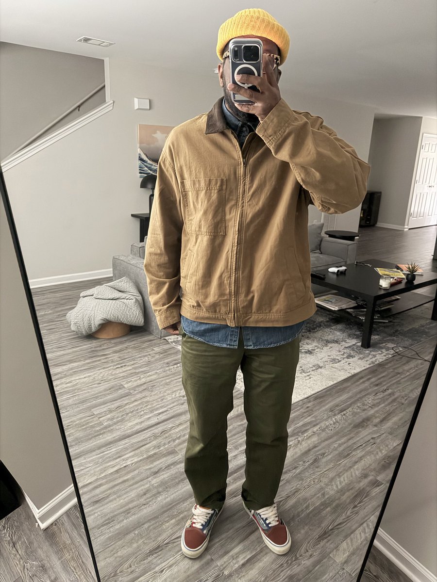 flyyguyry's tweet photo. I call this one “Every Creative Director you’ve ever seen getting machta in Williamsburg” https://t.co/iPuubgkSNu