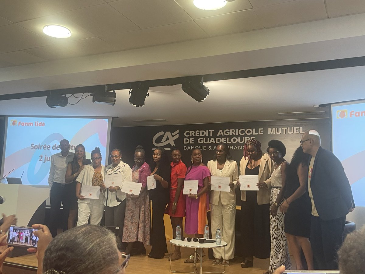 teddybernadotte's tweet photo. Fanm Lidè Beau est une belle initiative portée par Laura Georges. À travers son engagement, elle œuvre pour une meilleure visibilité des femmes dans le sport et inspire les jeunes talents féminins à croire en leur potentiel, à s’affirmer et à viser l’excellence. https://t.co/sAPeAhf24q