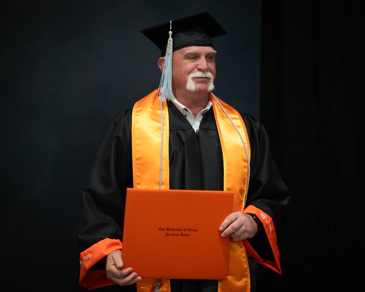 utpb's tweet photo. At 67, Larry Wallum is proving it's never too late to chase a dream. 🎓

This spring, he graduated from UTPB and is looking ahead to making a difference as a teacher. 🧡

 🔗: https://t.co/vYKphgounc https://t.co/lIsZWH8Gtq