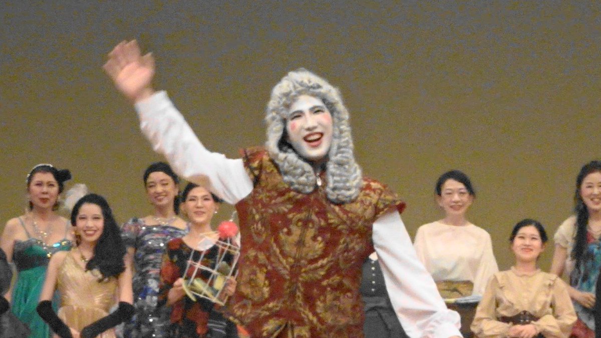 Shevaibra's tweet photo. 歌劇団テオ・ドーロ　マスネ『マノン』DAY2　カーテンコール写真集　https://t.co/UAA8mbOhOy https://t.co/FXjj6zfdRa