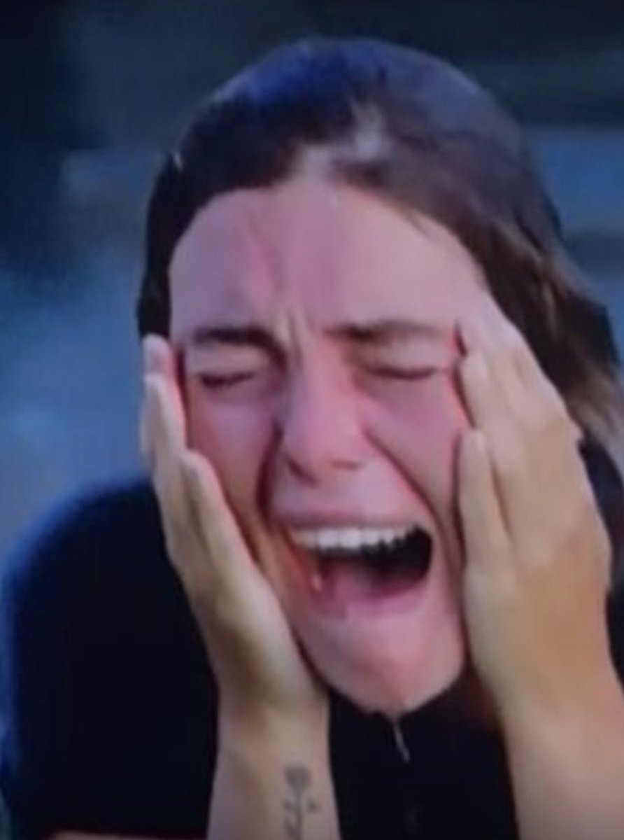 Brunabravo's tweet photo. @AlbaPaulSV chicas hay que salvar a Maika, Claudia no merece llegar a la final. https://t.co/7RAYbH3gcq