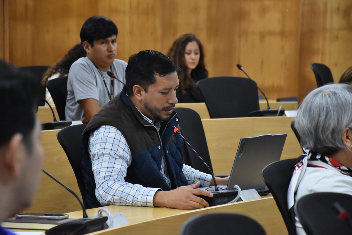 onsvPE's tweet photo. 🏙️ Representantes de gobiernos locales conocieron esta tecnología y su potencial aplicación en proyectos de señalización vial.
💛 Seguimos impulsando soluciones innovadoras para una movilidad más segura.
📖 Conoce el estudio: https://t.co/djaSZomXy4 
#SeguridadVial #ONSV (3/3) https://t.co/dXxaItXmkM