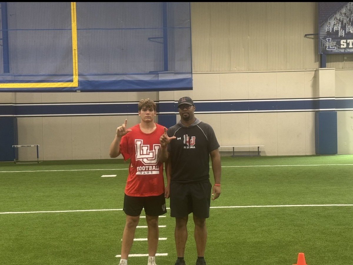 JosephAdam2442's tweet photo. Had a great time @LamarFootball camp
Thank you @Marshall_Reggie for the opportunity to compete.
@LCAKnightFball @standiford_matt @joshw1lsonn @MikeCoppage1 @RecruitLouisian @samspiegs @ShannonBelt3 @ChadSimmons_ https://t.co/rbjjU7EJEV