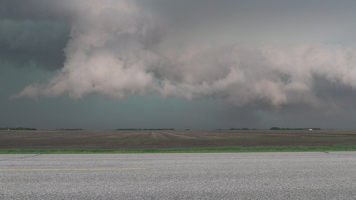 tempests98's tweet photo. June 2, 4:30-5:30 pm from Miami to Brunkild, MB #mbstorm https://t.co/mfrPBWhzdu
