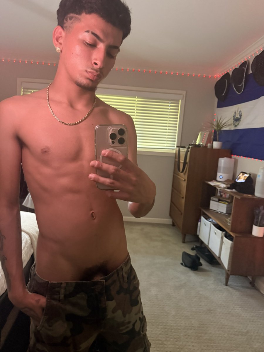 a1xden's tweet photo. Pants on or pants off? You decide 😏 https://t.co/8fruih2wgo
