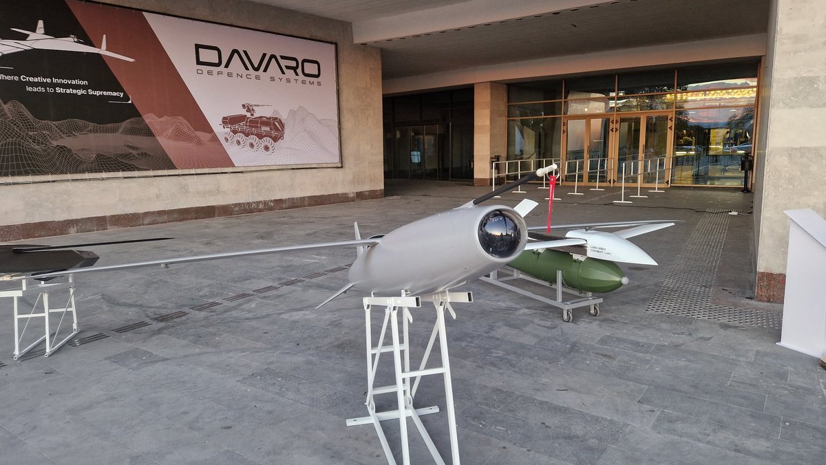 Hayk__H's tweet photo. 4/ Jet-Powered &amp; Glide Systems:
• UGM-250: FAB-250 unguided bomb converted into an 60km precision glide bomb.
• Draco Series (DDS-10K &amp; DDS-50): Turbojet platforms including 200km counter-UAS interceptor &amp; 100km air-launched variant.
• Unidentified air-launched jet munition. https://t.co/FbPoRMmCUm