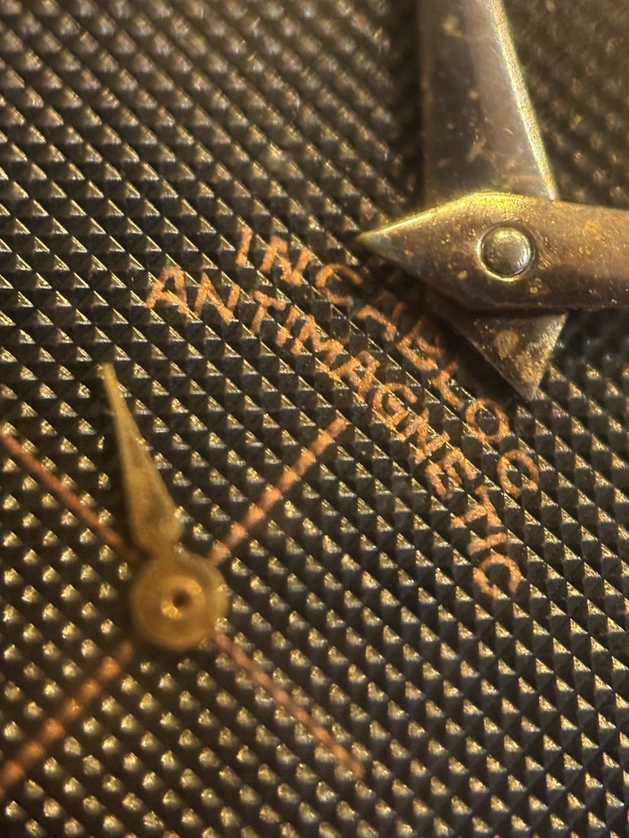 WatchTender's tweet photo. モンテドール
アンチマグネティック 70’s
径 33.2 ㎜

凝ったダイヤルデザインのスモセコが入荷しました！
ピンクゴールドメッキ仕様です。
#腕時計 https://t.co/rtxIIHprjq