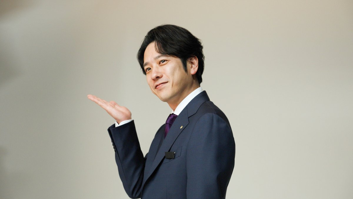 mn_enta's tweet photo. 【動画】二宮和也、ふと見せたクシャッと笑顔にほっこり スーツ姿の破壊力も抜群

🎬動画はこちら
https://t.co/go4kuCEHkP (2:27) https://t.co/KB2s92pKbc