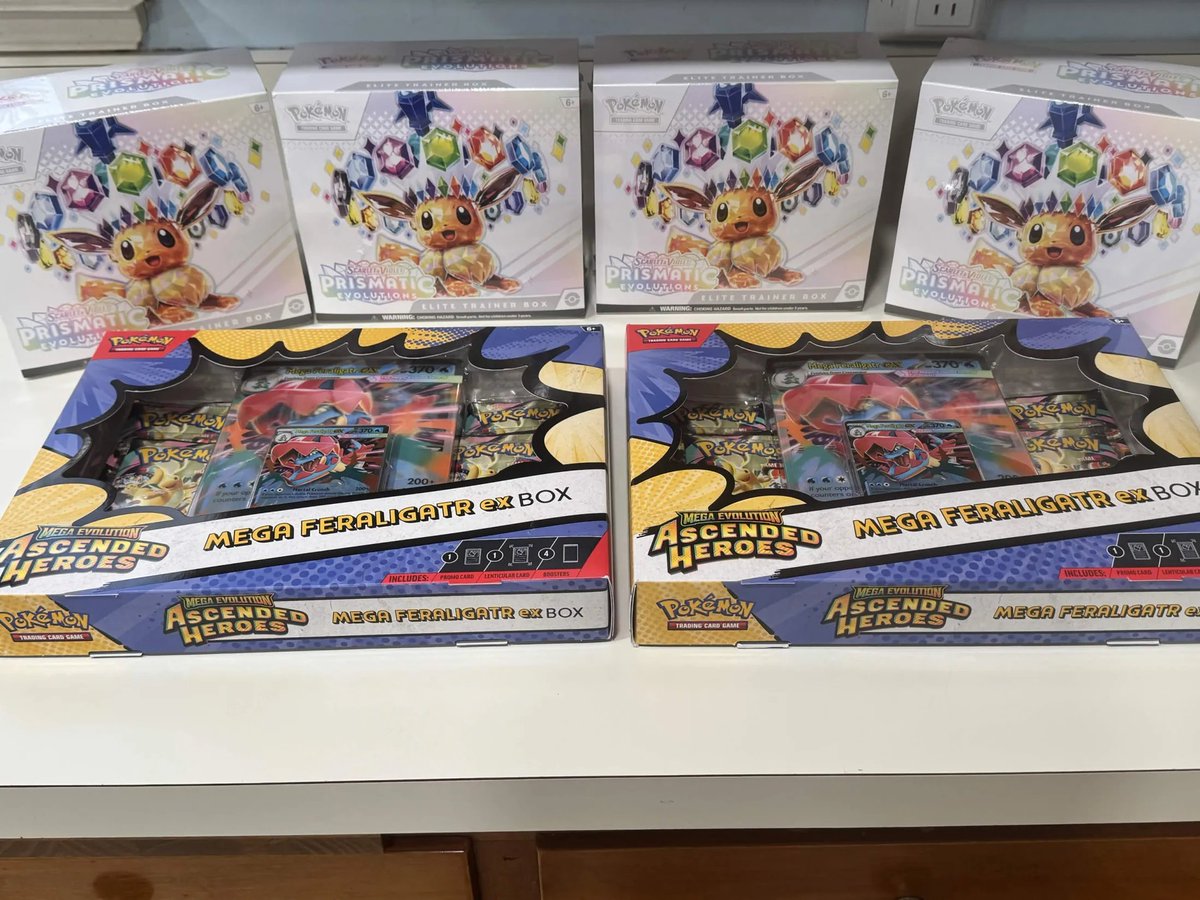 PokemonRestockr's tweet photo. 🚨Ascended Heroes Mega Ex boxes are starting to show up at Dollar General Nation Wide for $25🚨  

Personal DM alerts when YOUR stores get inventory  Don’t drive store to store blind👇  
DG stock checker 👉https://t.co/ZbDHw3Orpe  

#PokemonTCG #Pokemon https://t.co/5ecNo7ZyCj