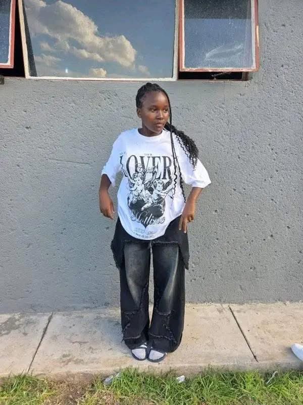 RealKoenaza's tweet photo. MISSING 
A reshare will be appreciated.
#KoenaVsDirtyCities https://t.co/f6bBVpyF2h