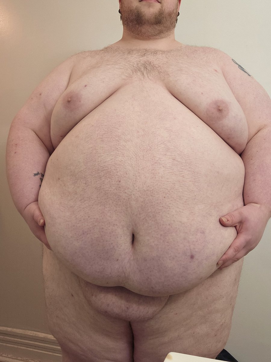 babybear763's tweet photo. Almost missed #tummytuesday now come rub this belly https://t.co/ogkF3sV9p5