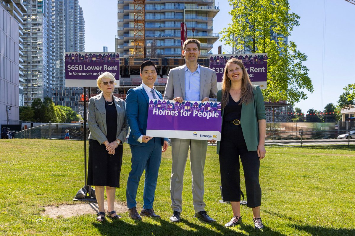 christineeboyle's tweet photo. Renters👇 this one’s for you.
 
Housing is way too expensive. It makes life hard when such a large part of your income goes towards your rent. This has to change.
 
Here’s the good news: asking rents in B.C. are finally going down — and it’s not by accident.

A #homesforpeople 🧵 https://t.co/00wpNaSedg