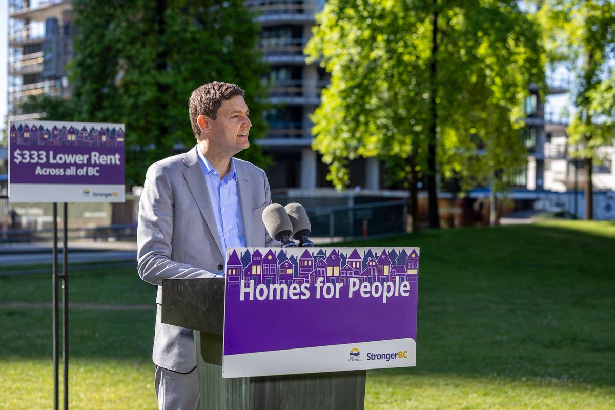christineeboyle's tweet photo. Renters👇 this one’s for you.
 
Housing is way too expensive. It makes life hard when such a large part of your income goes towards your rent. This has to change.
 
Here’s the good news: asking rents in B.C. are finally going down — and it’s not by accident.

A #homesforpeople 🧵 https://t.co/00wpNaSedg