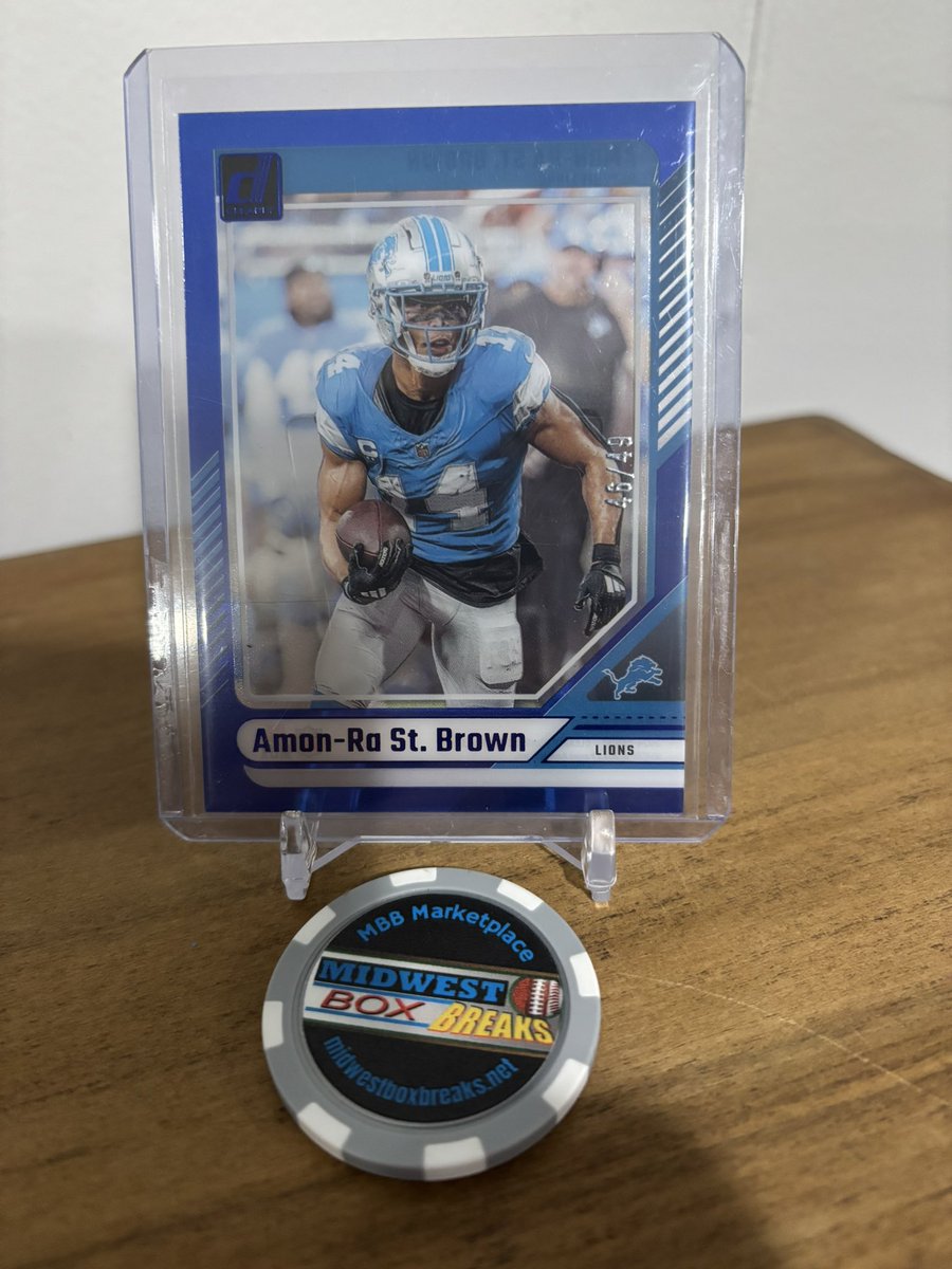 eshecker's tweet photo. Amon-Ra St. Brown - 2024 Clearly Donruss /49 - $8 Shipped OBO

Anthony Gould - 2024 Leaf Vivid Auto /3 - $5 Shipped OBO

Baker Mayfield - 2018 Select Concourse - $10 Shipped OBO

Baker Mayfield - 2018 Select Rookie Selections- $8 Shipped OBO https://t.co/vum2EelkBG
