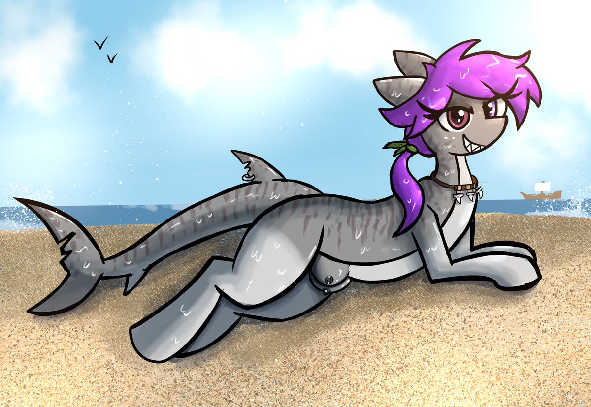 JadeThebugg's tweet photo. Drew a shark pone! https://t.co/zlpQ0Gs7zj