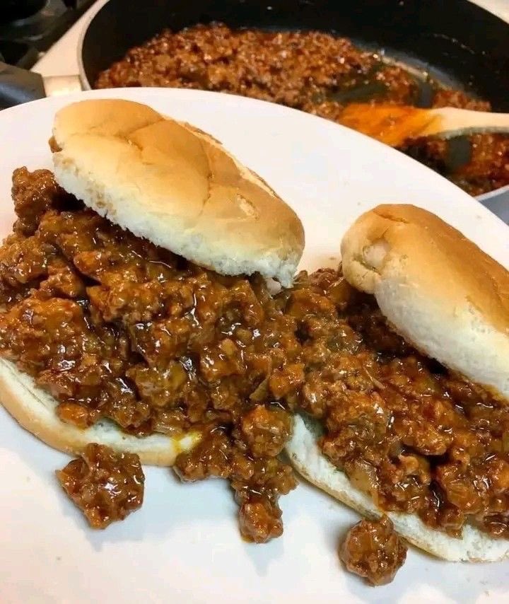 HungryAI_App's tweet photo. Eat or pass sloppy joe’s https://t.co/DiTwuTamWr