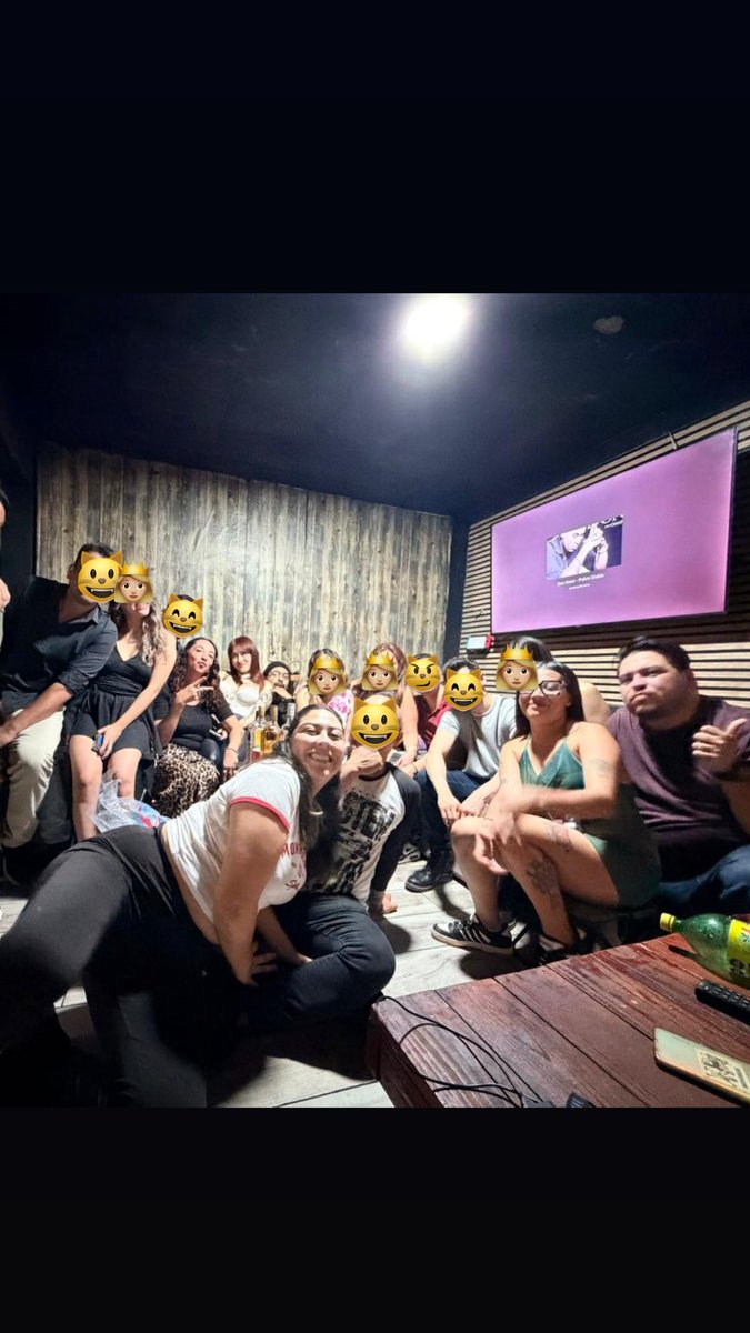 CandyYVincent99's tweet photo. Que gran fiesta 🥳🔥 los amo a todos amiguitos del swinger 😂❤️ @Ari_y_Gio @AlexayDanteZ @chicostitanesXD @ferberenic96281 @GiiGii23___ @DannielyMarlen @hannaunic https://t.co/4AHA5dbF2k