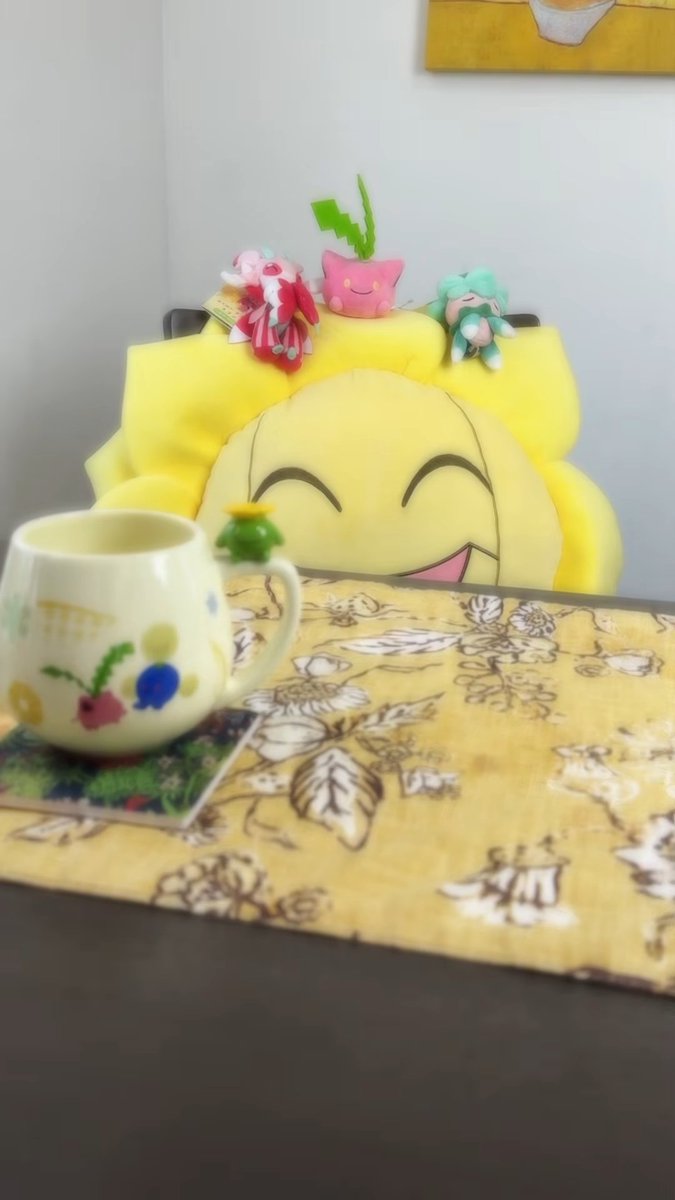 pokejungle's tweet photo. Living out the dream as a Grass-type Trainer with the Pokémon Full Bloom / Whimsy Bloom merchandise line! Check out what we got, including the Japan-only Skiploom mug: https://t.co/FOYP8OzPqG https://t.co/dI4P5jdQvD