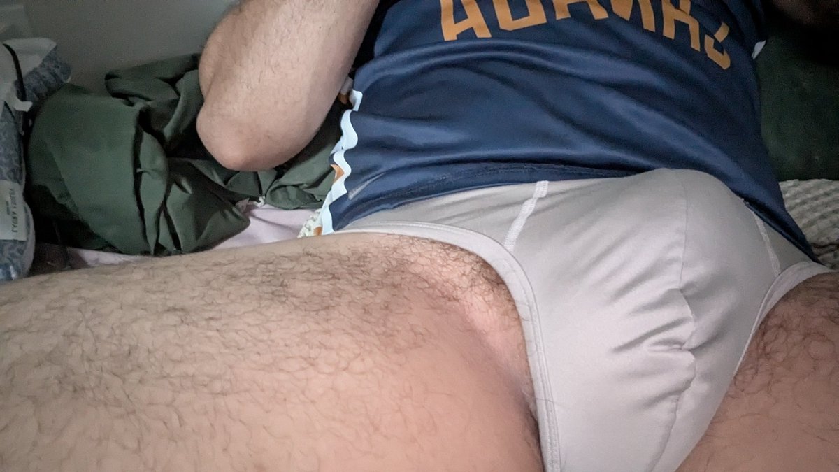 sorttega's tweet photo. Wanna smell my crotch? 🐽 https://t.co/U9ly626X9g