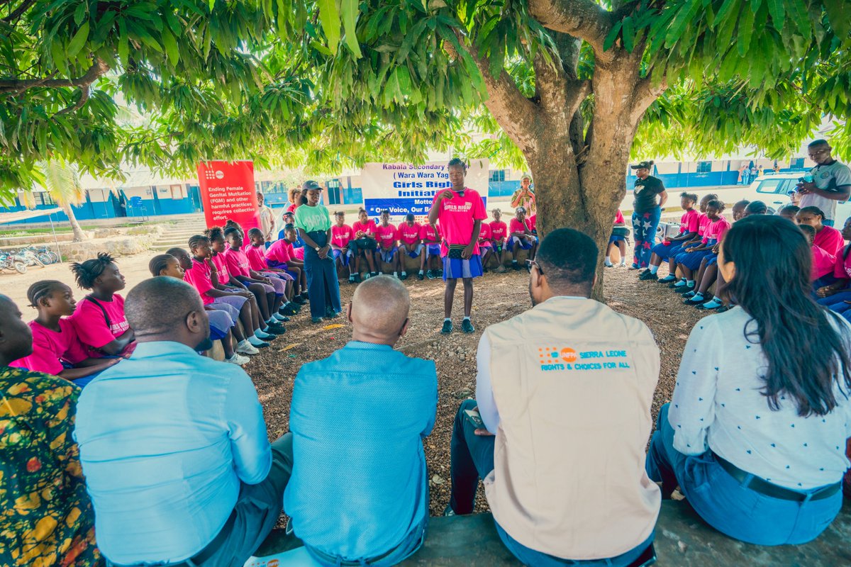 UNFPASierraleon's tweet photo. Integrated impact at Kabala Secondary School in Sierra Leone 🇸🇱

Together with the Govts of Sierra Leone, @IcelandinSalone, @IrlEmbFreetown & partners, we are supporting:

17 girls reintegrated into school 
Student-led Anti-FGM peer advocacy 
486 youth equipped with vital life skills

Delivering solutions that work. ⚖️✨
#RadicalInclusion #GirlsEducation