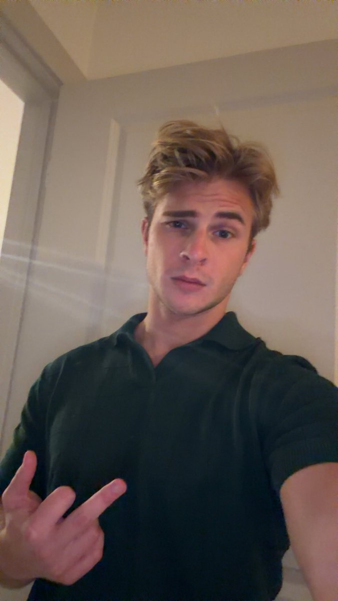 jackedblondie's tweet photo. Every king needs a servant 

#malefindom 
#cashgod 
#alphanatty 
#drains https://t.co/6hcYMlxXiM