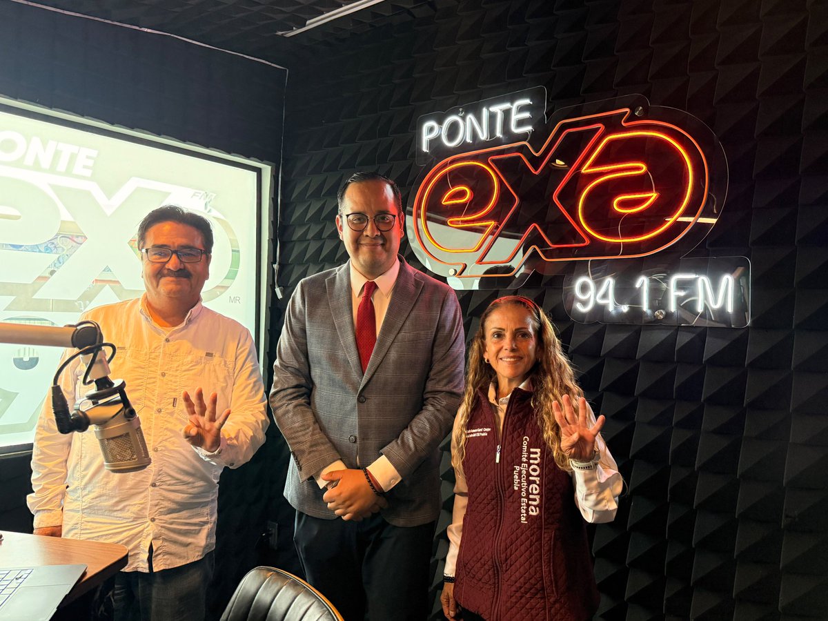 agustingc2012's tweet photo. Agradecemos el espacio que nos brinda el periodista @AlbertoRuedaE en @MVSNoticias, para exponer junto con nuestra presidenta de @MorenaPuebla_ , @OlgaRomeroGC, la estrategia de trabajo territorial de nuestro movimiento en defensa de la #SoberaniaNacional
#InformarEsTransformar https://t.co/Kbdnspf1Ge
