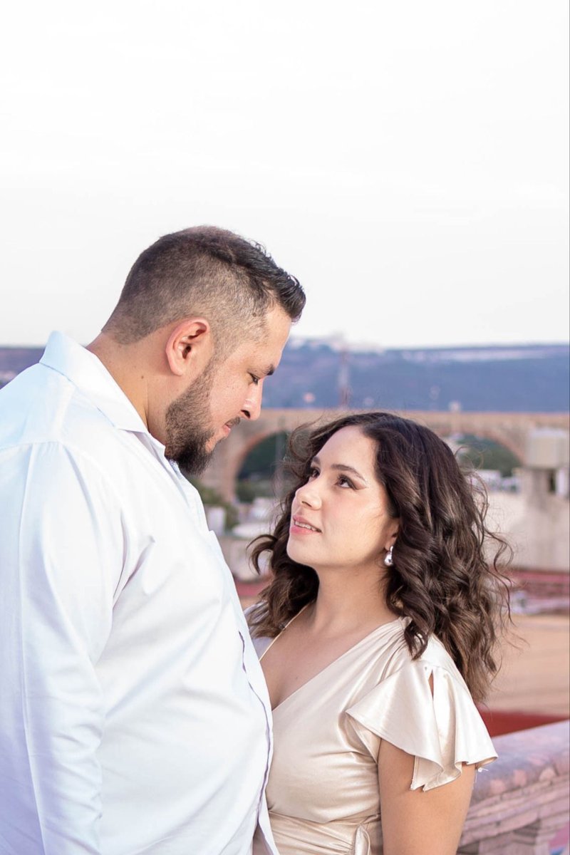 yulassss's tweet photo. Pues si, nos vamos a casar el 21 Nov 26
Save the date ♥️💍 https://t.co/XhDjTafGst