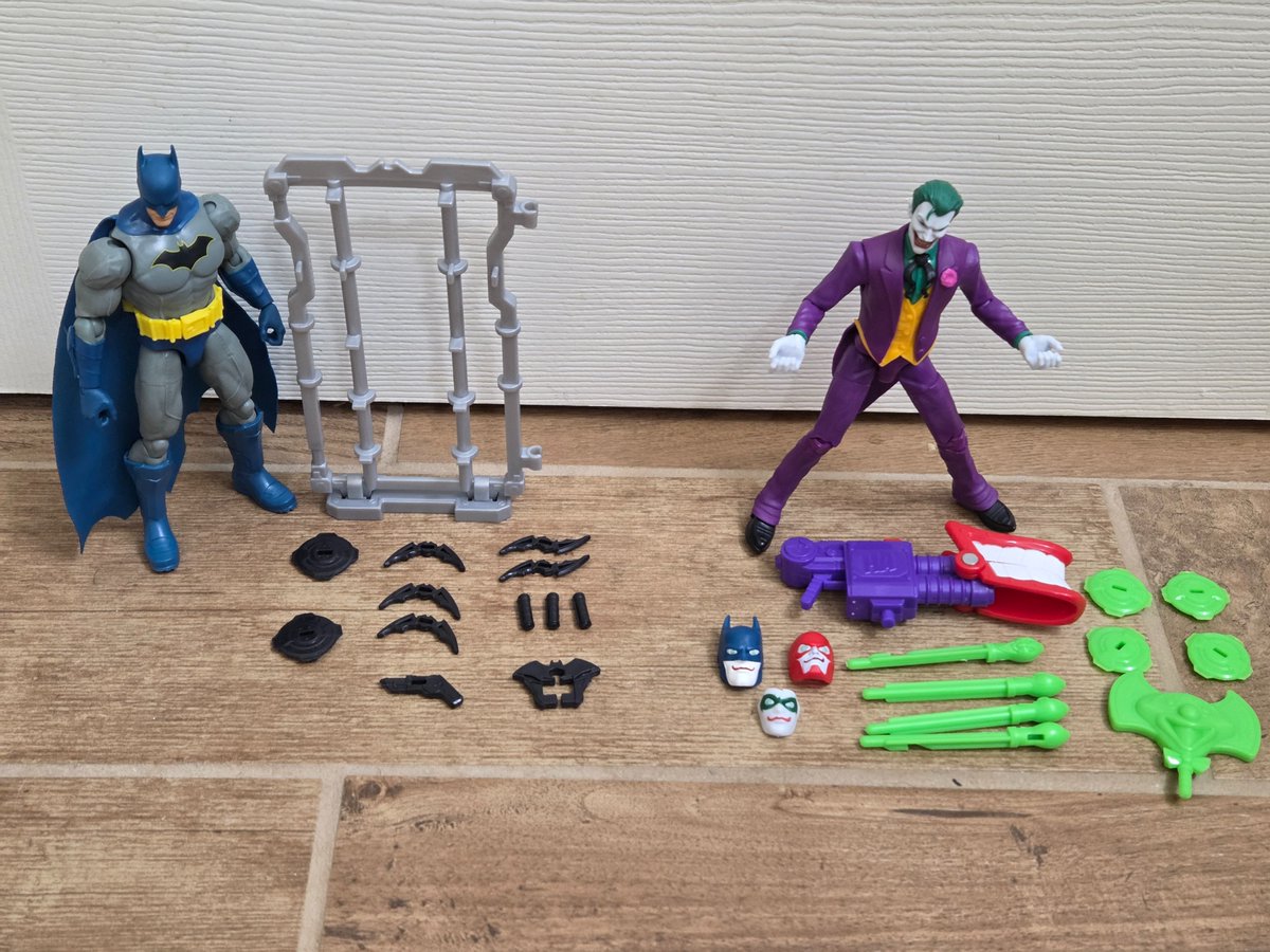 Geltrox's tweet photo. You get all this combined for less than the price of a single Marvel Legend btw https://t.co/urqjuQh6Mj